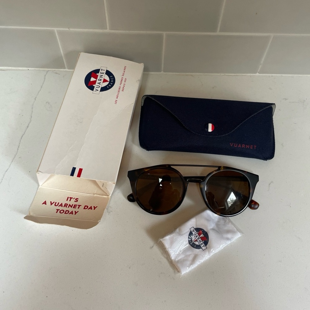 BNWT Vuarnet Sunglasses - Picture 2 of 6